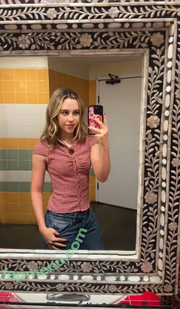 Kacey Fifield nude photo #0092 (kaceyfifield)