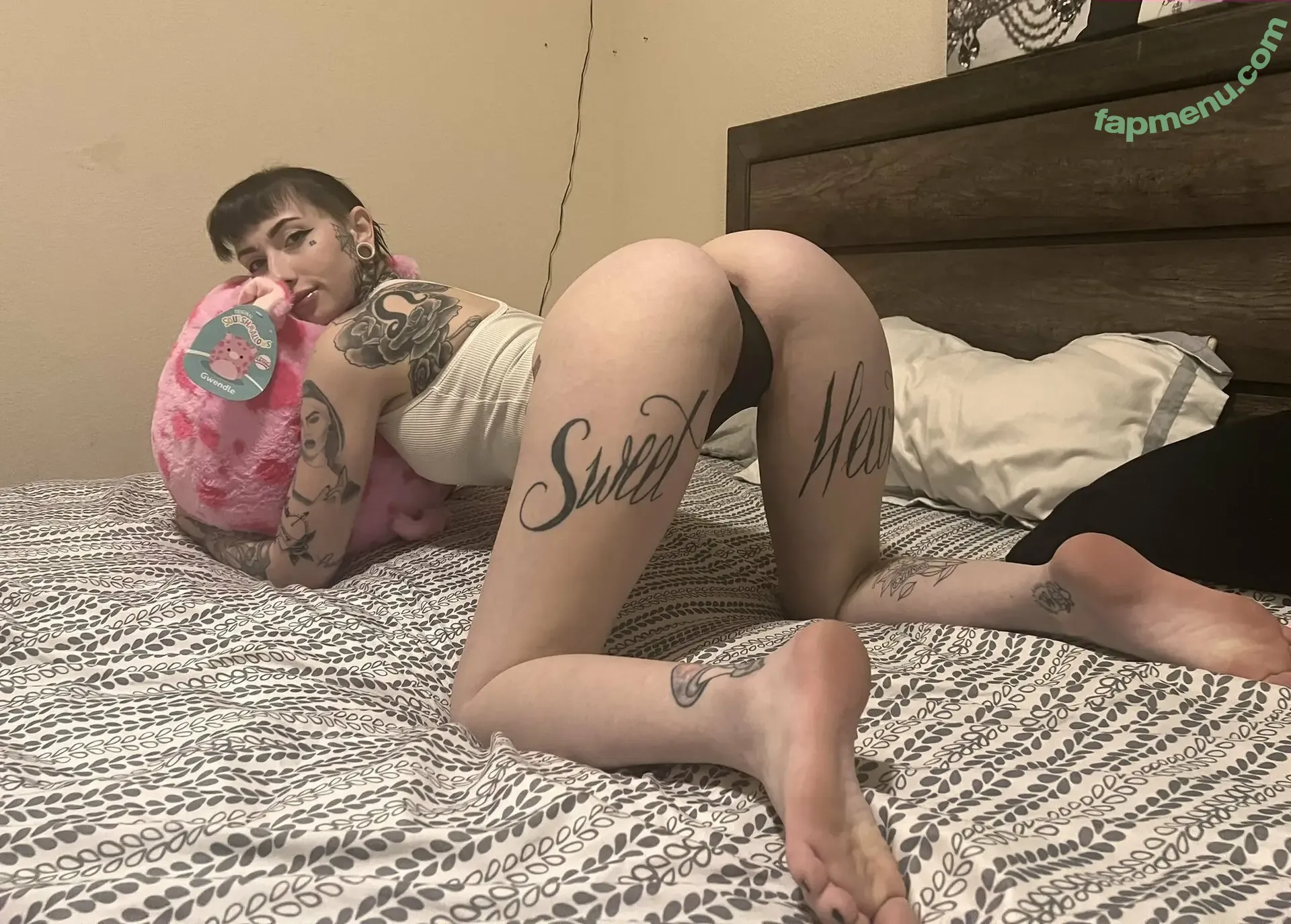 Kadieann nude photo #0009 (Kadieann)