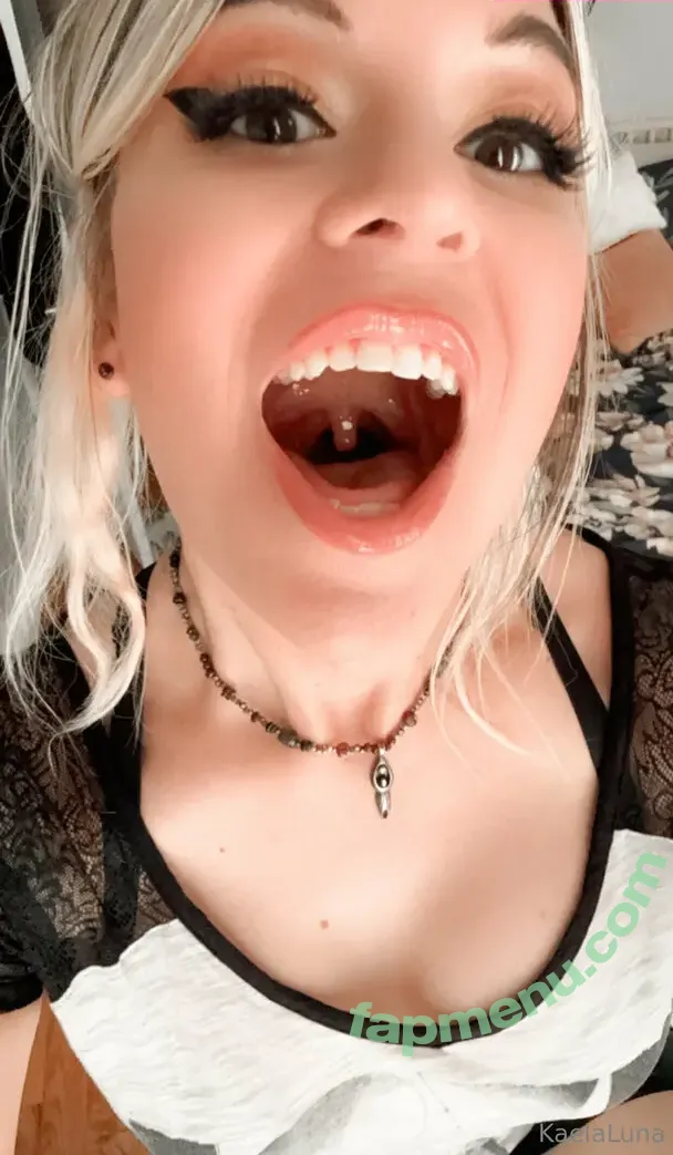 kaelaluna nude photo #0146 (kaela.lunaa)