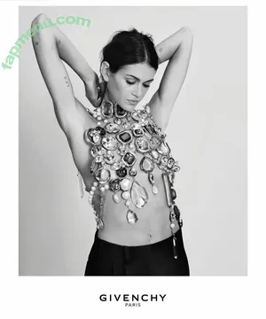 Kaia Gerber / KaiaGerber nude photo #1118