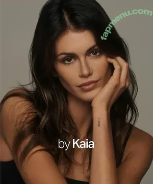 Kaia Gerber / KaiaGerber nude photo #1140