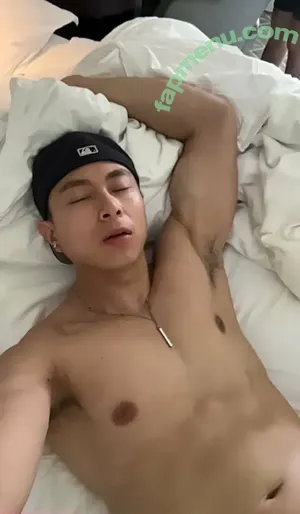  nude photo #0002