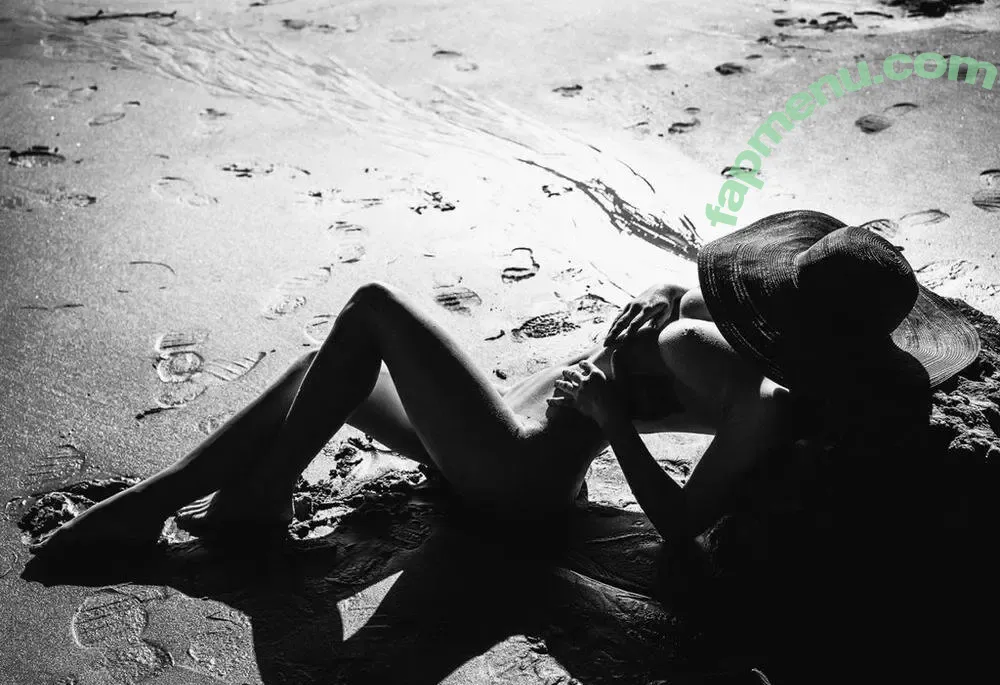 kailithorne nude photo #0004 (kailithorne)