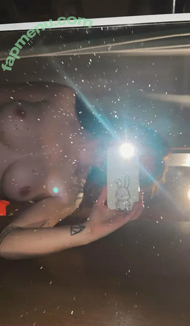 kairisshenanigans nude photo #0011 (kairisshenanigans)