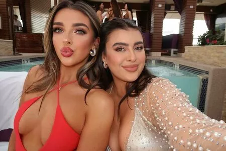 Kalani Hilliker / kalanihilliker nude photo #0356