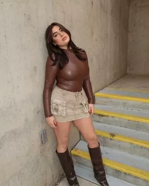 Kalani Hilliker / kalanihilliker nude photo #0357
