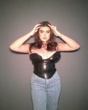 Kalani Hilliker / kalanihilliker nude photo #0392
