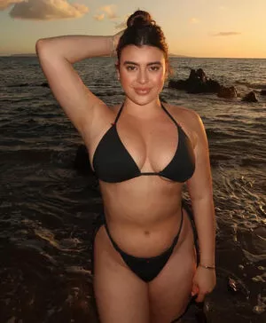 Kalani Hilliker / kalanihilliker nude photo #0423