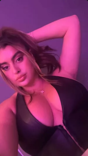 Kalani Hilliker / kalanihilliker nude photo #0435