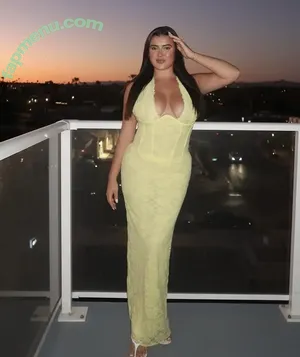 Kalani Hilliker / kalanihilliker nude photo #0719