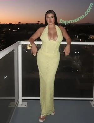 Kalani Hilliker / kalanihilliker nude photo #0721