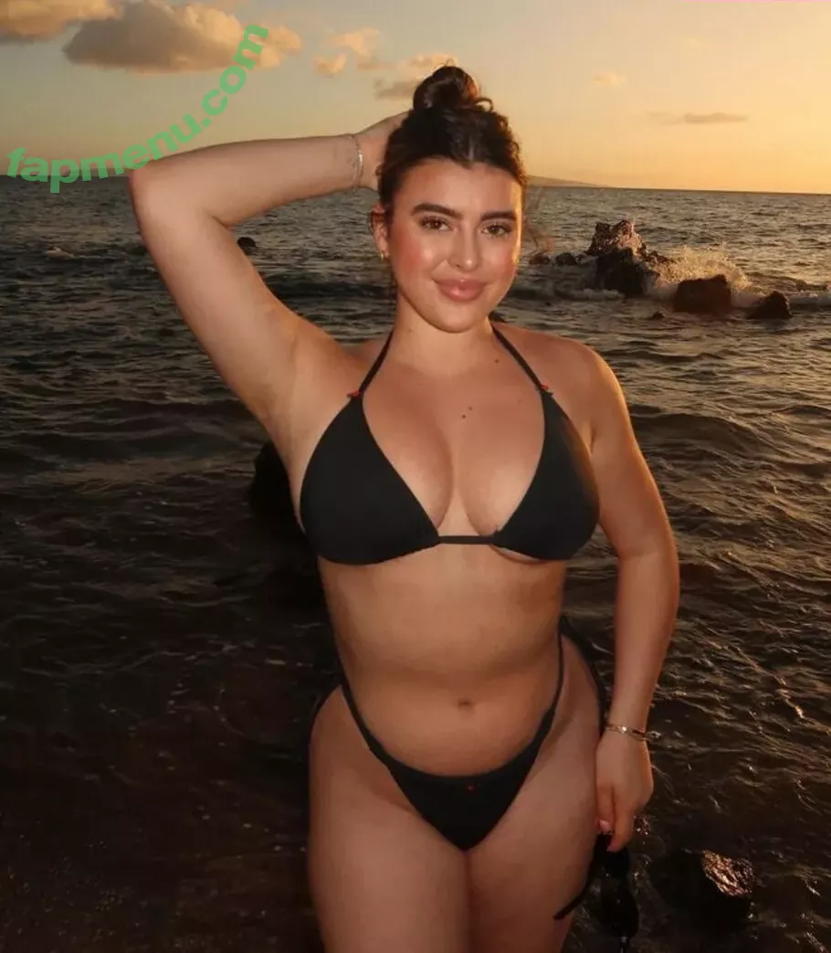 Kalani Hilliker nude photo #0424 (kalanihilliker)