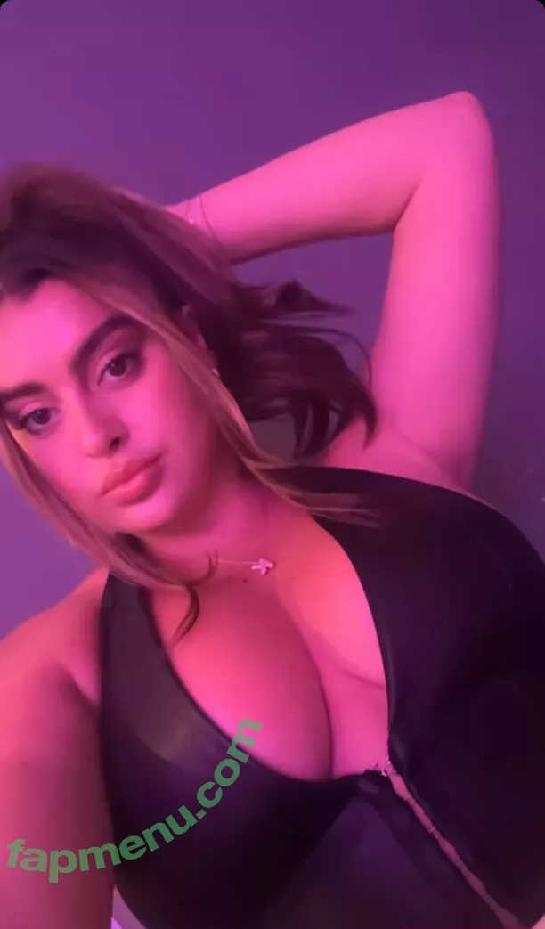 Kalani Hilliker nude photo #0435 (kalanihilliker)
