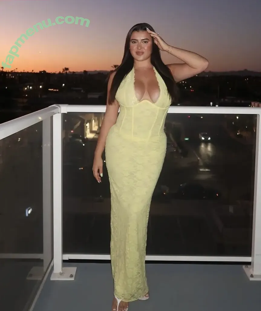 Kalani Hilliker nude photo #0719 (kalanihilliker)
