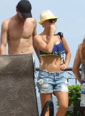 Kaley Cuoco / kaley_cuoco / kaleycuoco nude photo #0800