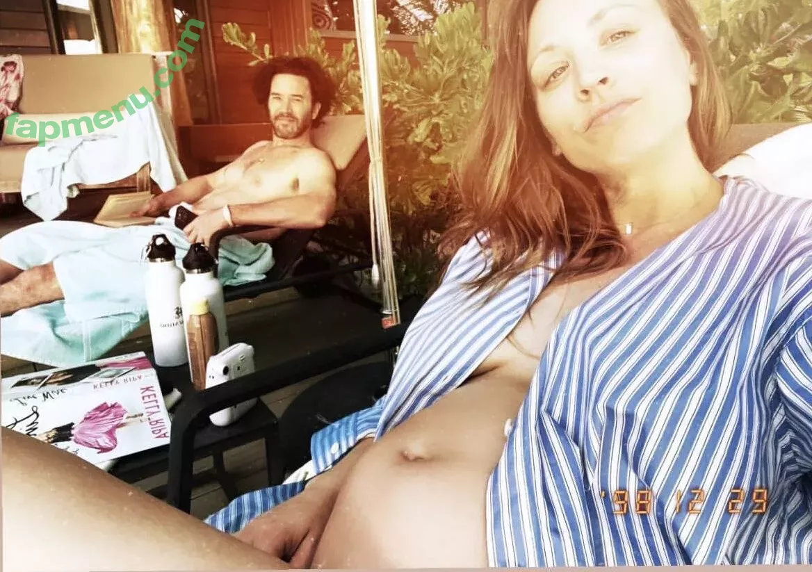 Kaley Cuoco nude photo #0421 (kaley_cuoco / kaleycuoco)