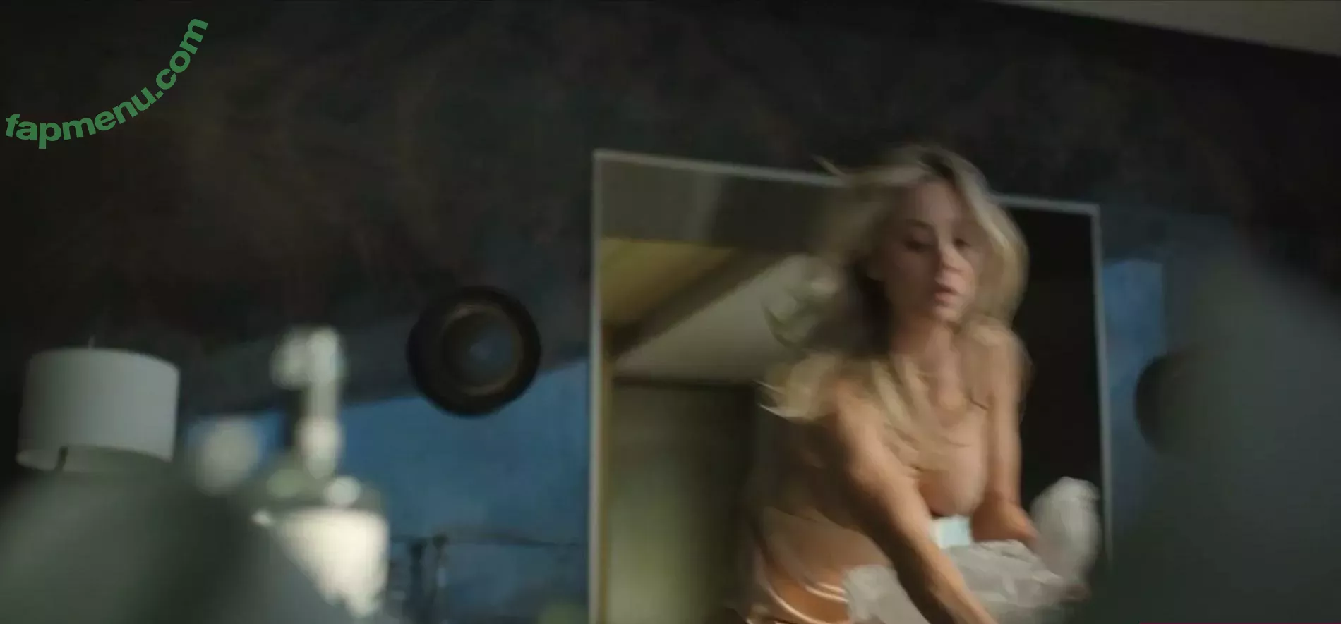 Kaley Cuoco nude photo #0515 (kaley_cuoco / kaleycuoco)