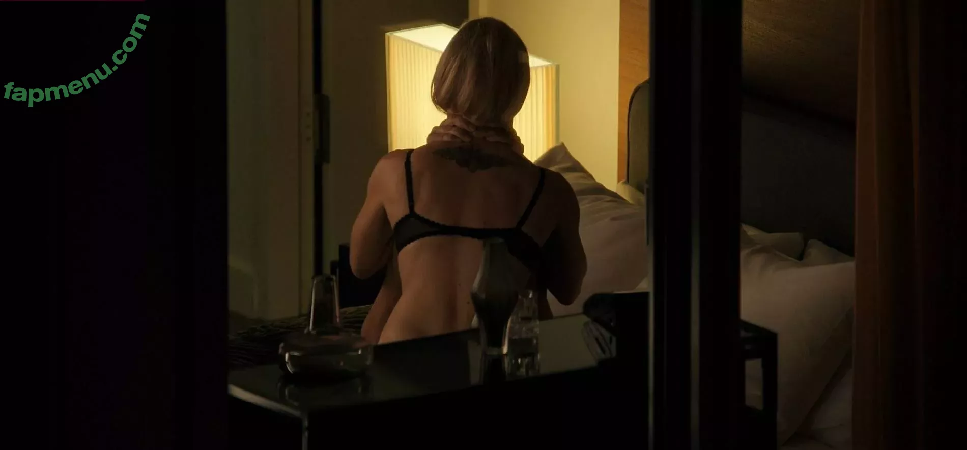 Kaley Cuoco nude photo #0541 (kaley_cuoco / kaleycuoco)