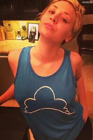 Kaley Cuoco / kaleycuoco nude photo #1118