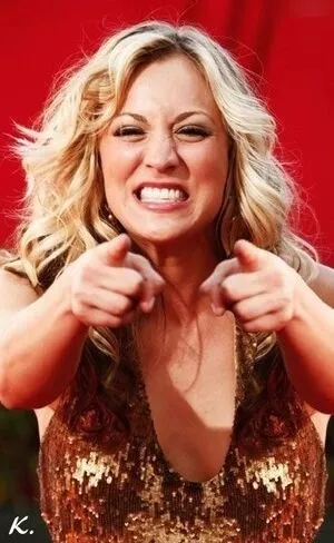 Kaley Cuoco / kaleycuoco nude photo #1138