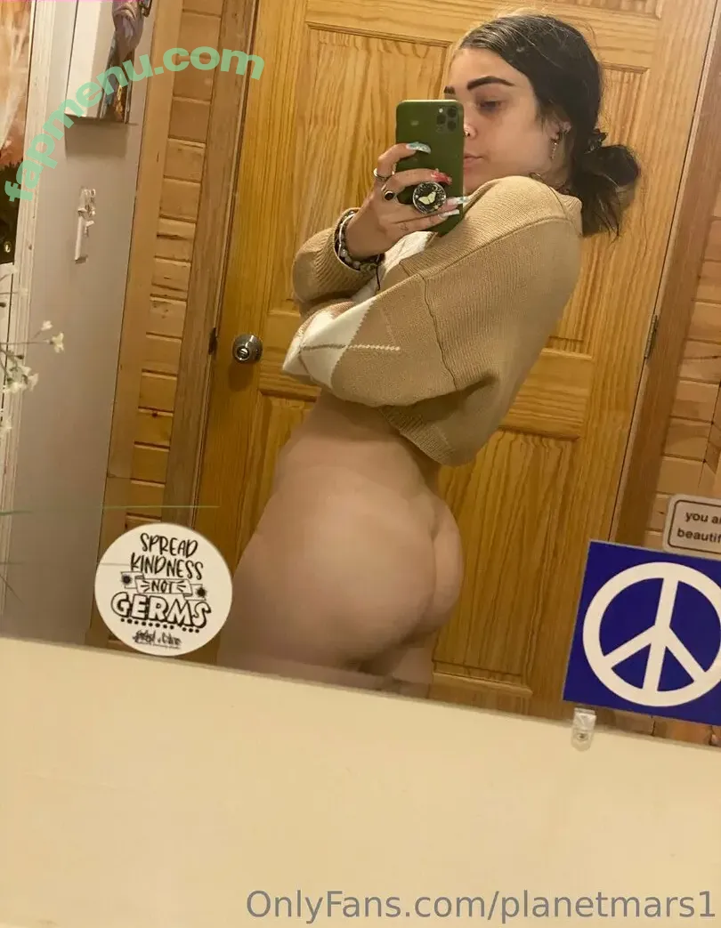 Kali Molzon nude photo #0002 (Planetmars1 / molzon1235)