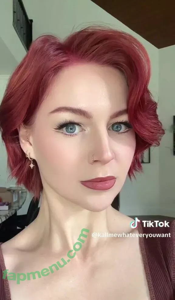 KallMeKris nude photo #0186 (kriscollins)