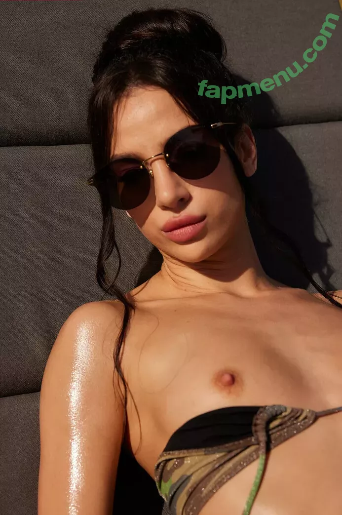 Kama Oxi nude photo #0671 (c_a_m_i_l_l_a____)