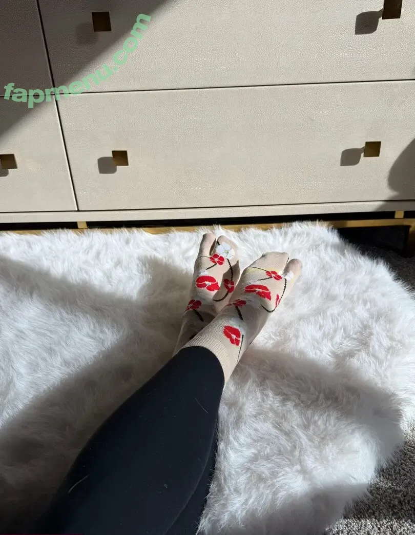 kamikolin nude photo #0119 (kamikolinofficial)