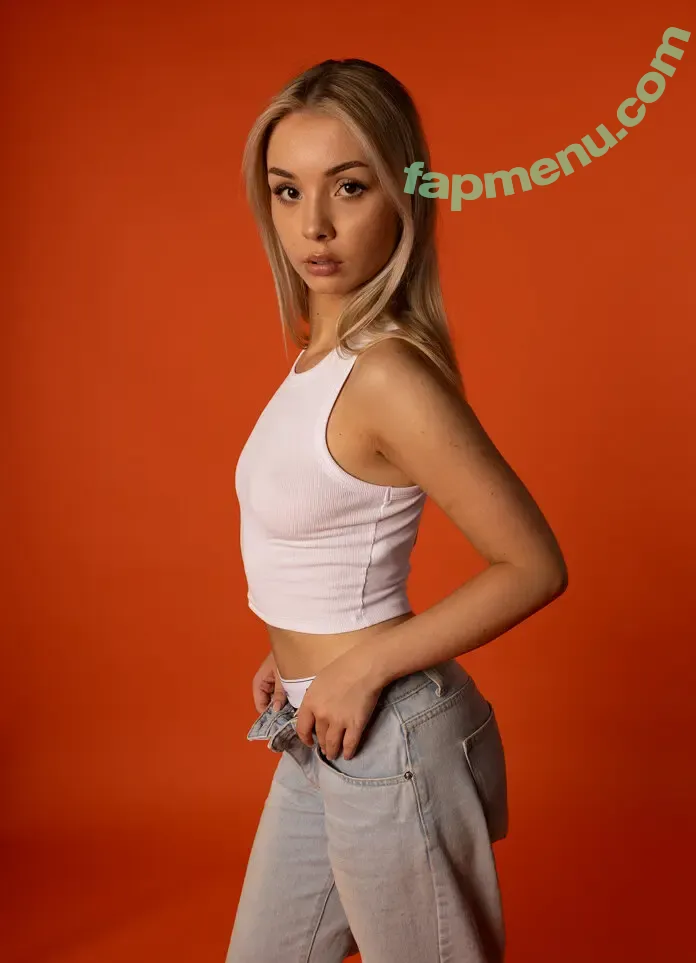 kamilalenajanicka nude photo #0091 (_kamilajanicka / kamciaa01)
