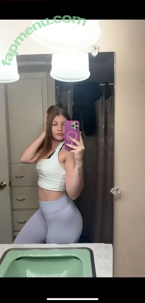 Kamryn Rae nude photo #0004 (kamrynrae / kamrynrburke)