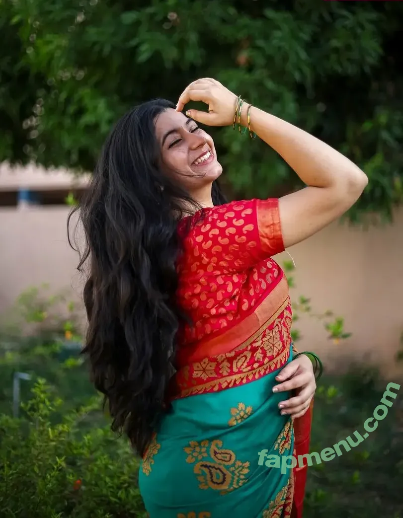 Kanduri Sudha nude photo #0020 (Kanduri Sudha)