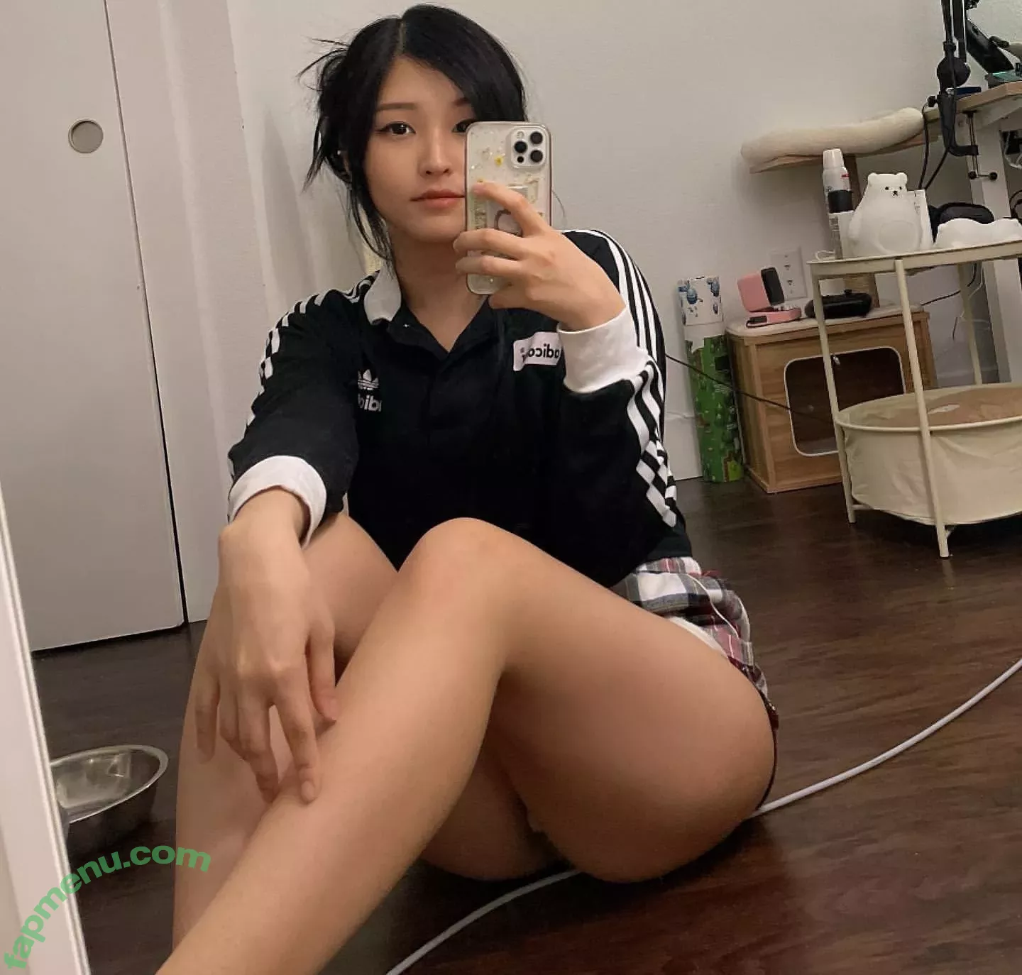 Kang Hee Yoon nude photo #0001 (Aikuros / Hyoon / floaromaa)