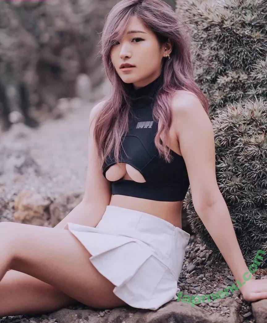 Kang Hee Yoon nude photo #0014 (Aikuros / Hyoon / floaromaa)