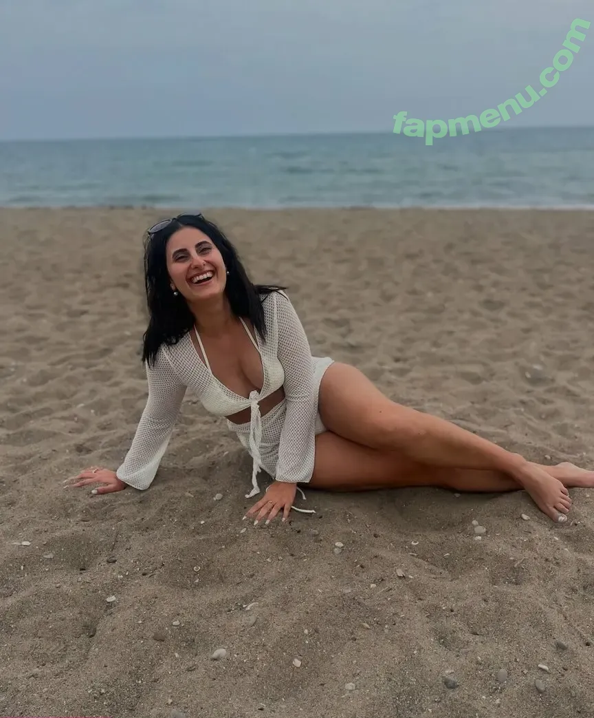 Kardelen nude photo #0002 (kardelenkardii)