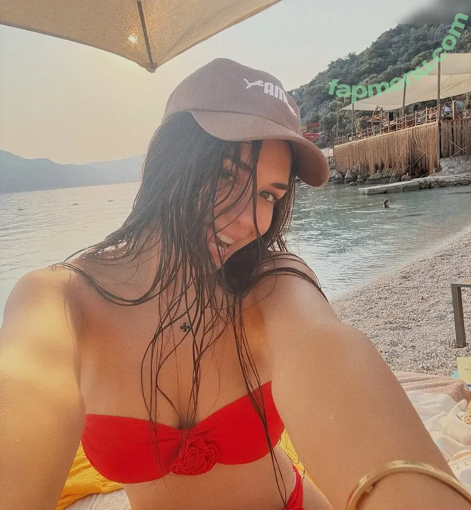 Kardeniz Kilic nude photo #0132 (kardenizkilic)