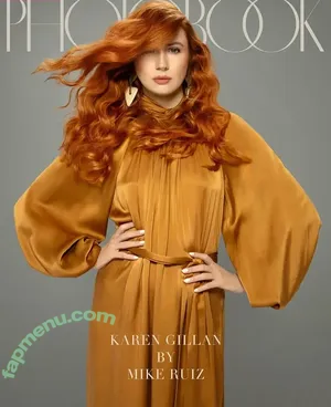 Karen Gillan / karengillan nude photo #0809