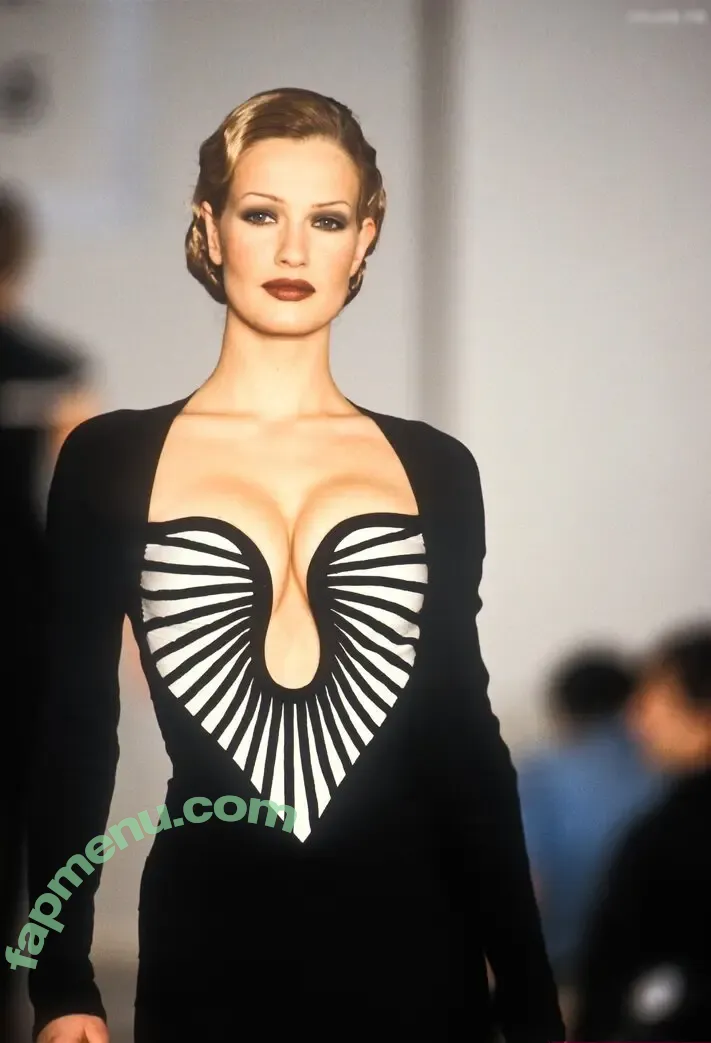 Karen Mulder nude photo #0068 (Karen Mulder)