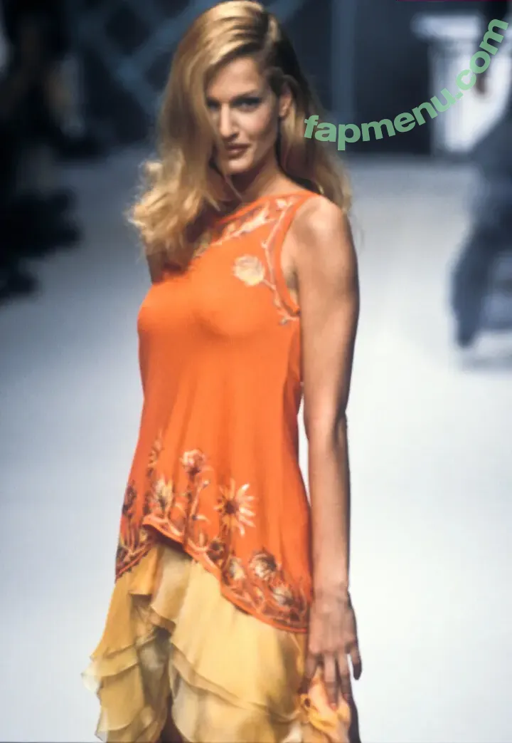 Karen Mulder nude photo #0093 (Karen Mulder)