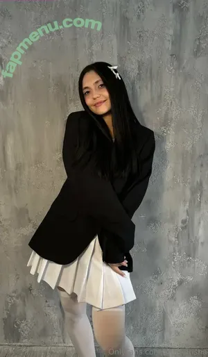 kari.karisha / kariishaa__ nude photo #0019