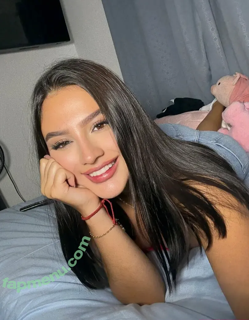 karina.fernandez nude photo #0074 (___karinakarina)