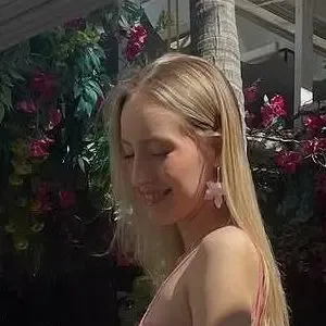 Karina Kurzawa / kurzawa_karina nude photo #0009