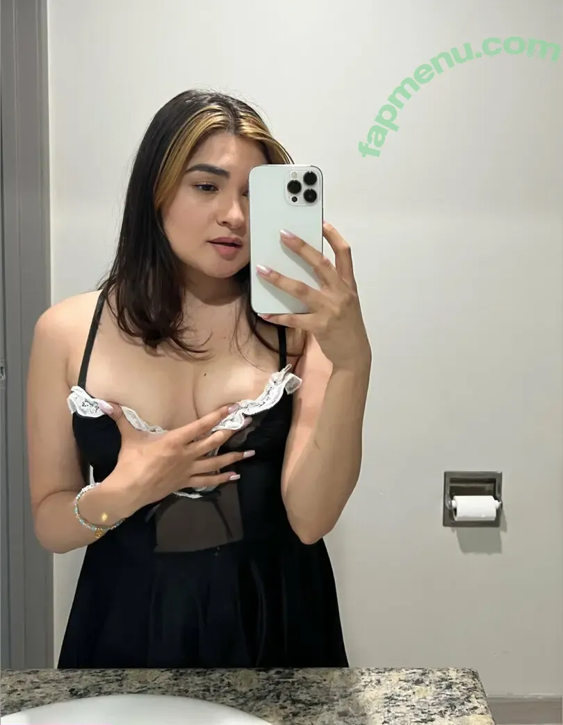karinamasfina nude photo #0074 (karinamasfinaa)