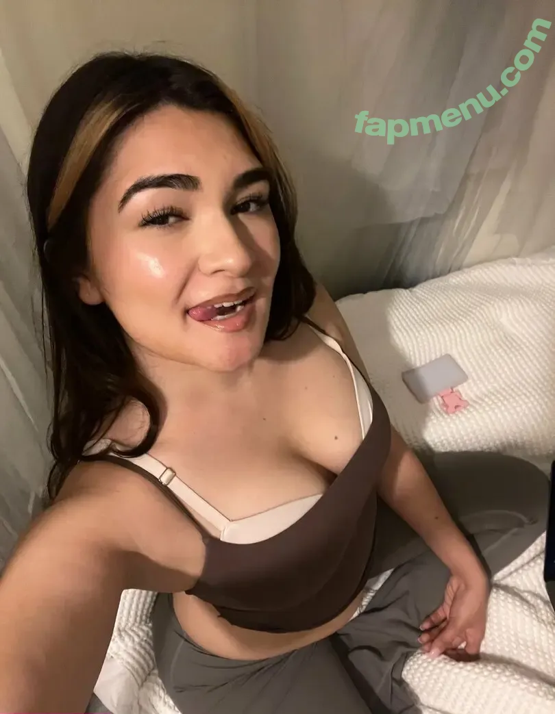karinamasfina nude photo #0096 (karinamasfinaa)