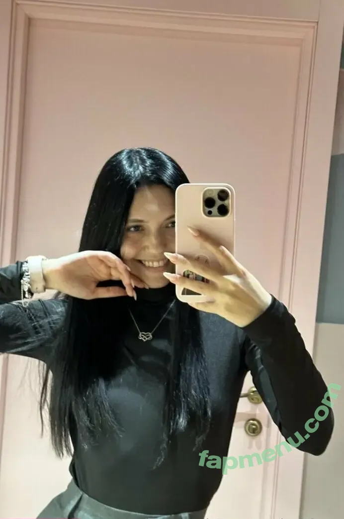 karisha.x nude photo #0721 (karnex.x)