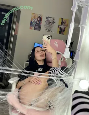 Karisha XX / karisha.x / karisha.xx nude photo #0004