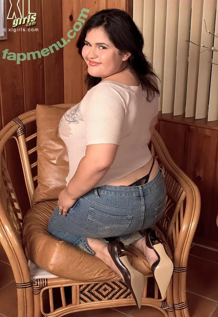 Karla Lane nude photo #0179 (Karlaxxxlane / karla_lane)