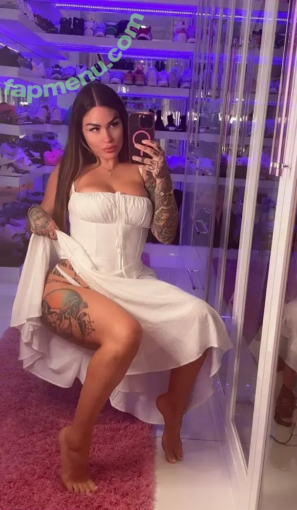 Karmen Karma nude photo #0200 (karmenkarma / realkarmen)