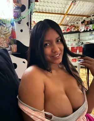 karolayvargas / karolayvargas2.0 nude photo #0062