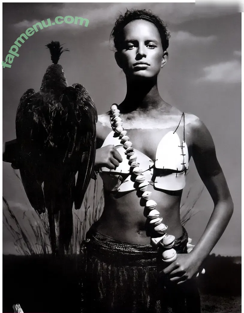 Karolína Kurková nude photo #0042 (karolinakurkova)