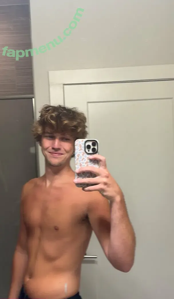 karsen.scott nude photo #0118 (karsoncscott)
